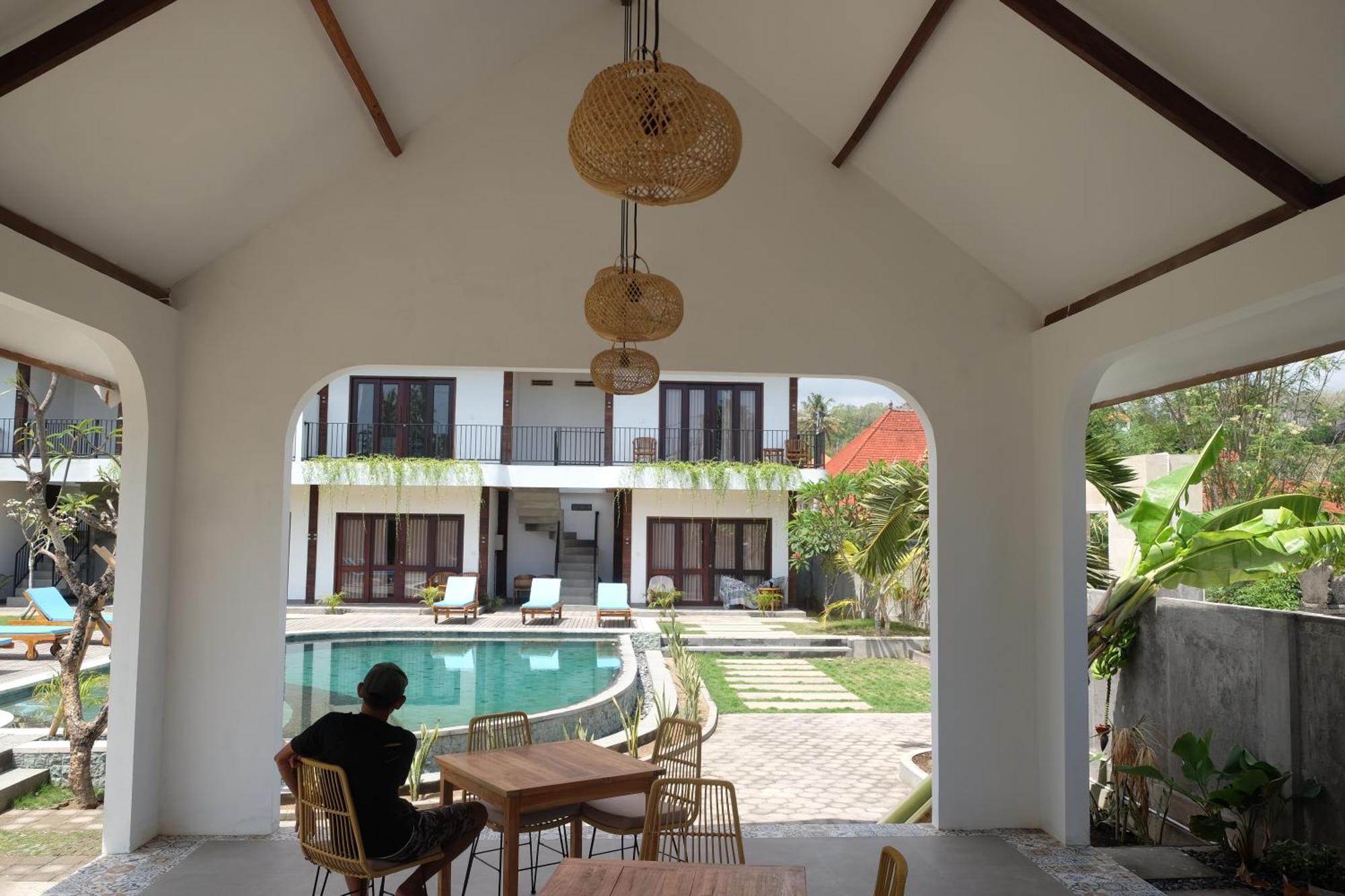 Dipenida Bali Hotel Batununggul Exterior foto