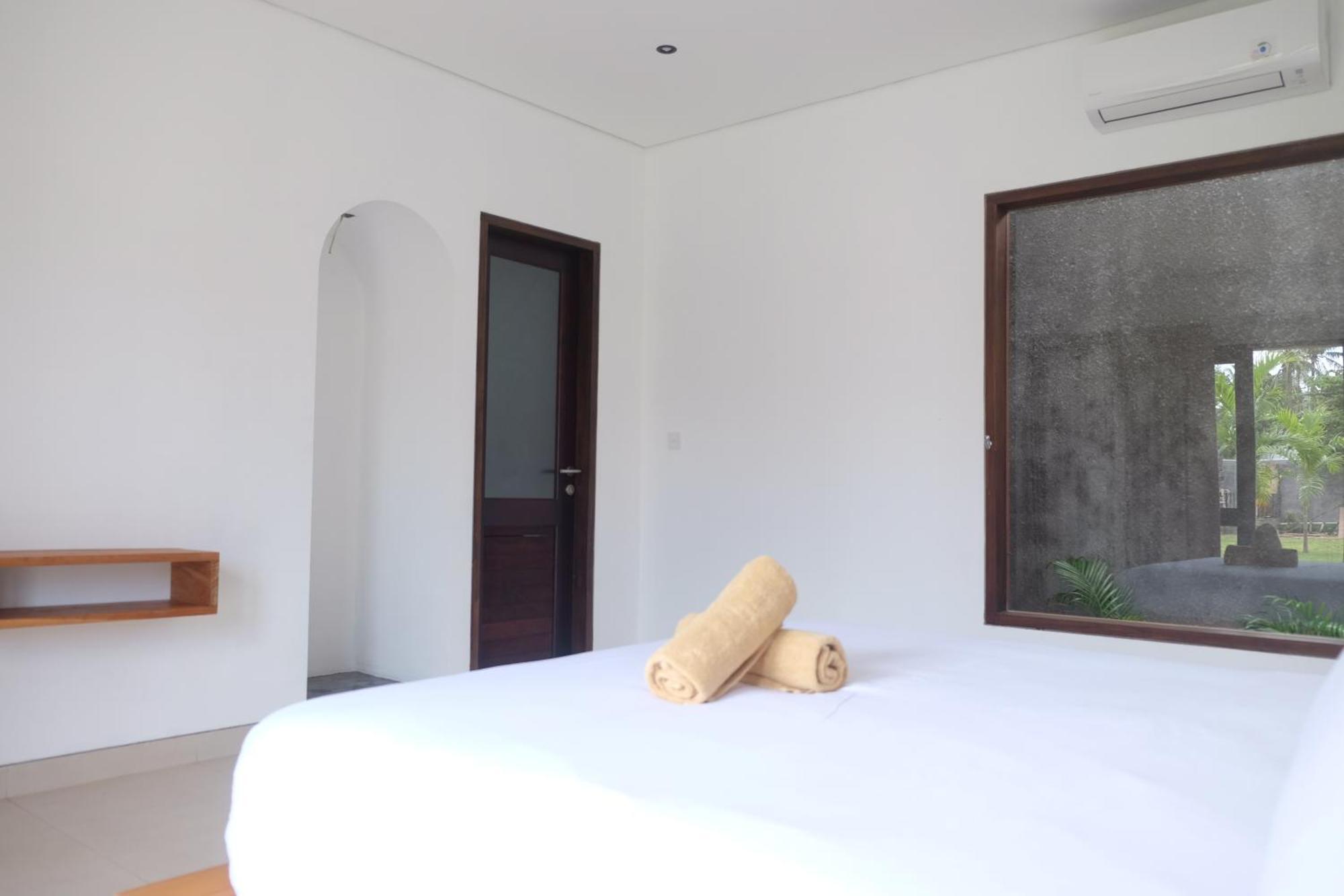 Dipenida Bali Hotel Batununggul Exterior foto