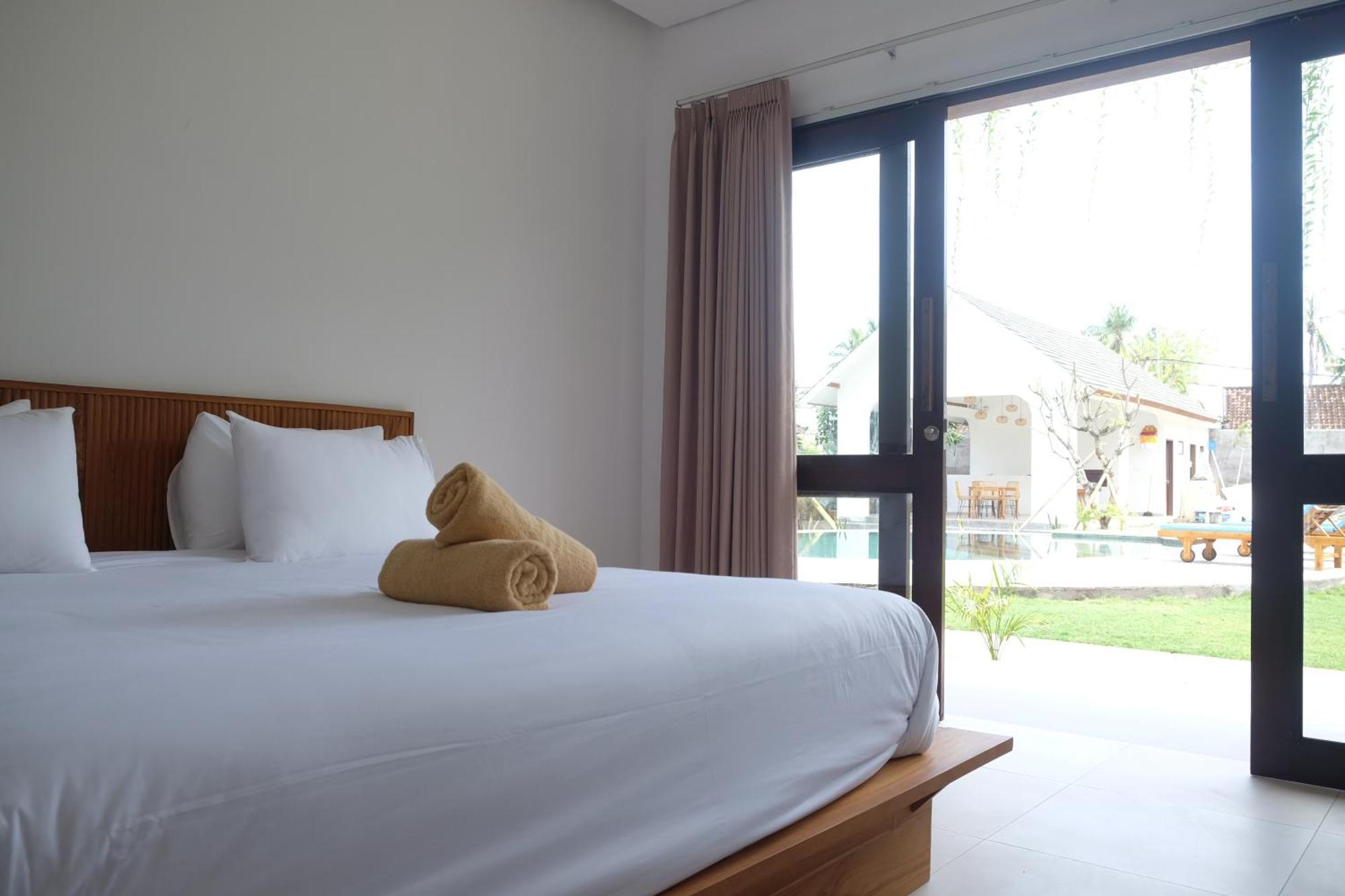 Dipenida Bali Hotel Batununggul Exterior foto