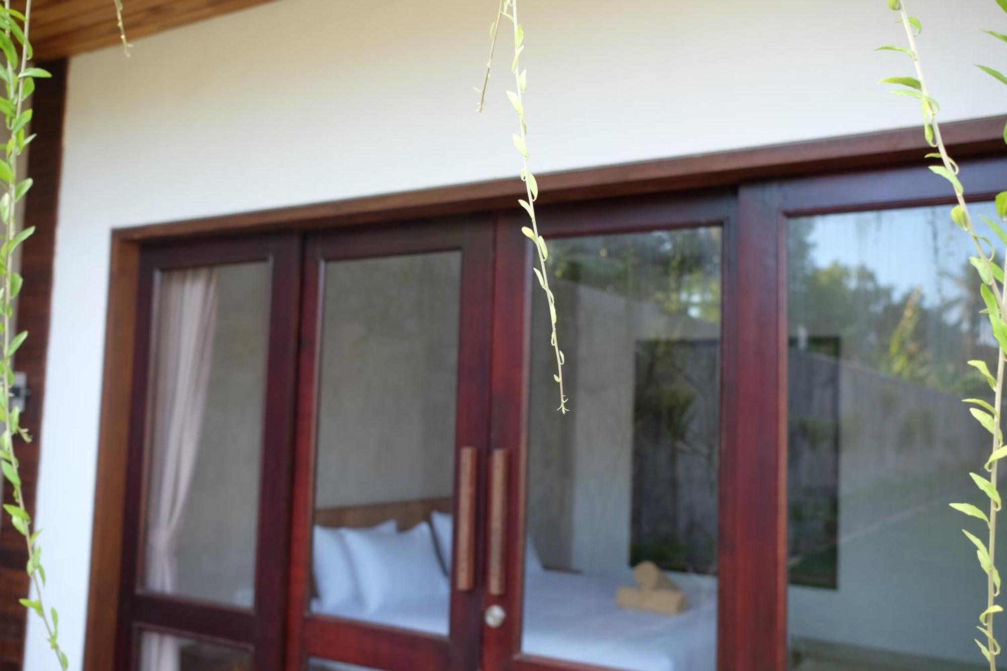Dipenida Bali Hotel Batununggul Exterior foto