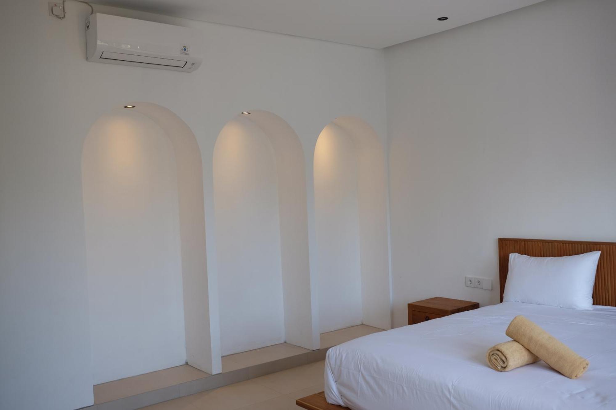 Dipenida Bali Hotel Batununggul Exterior foto